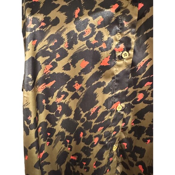 🍒 2/$20 🍒 Green Leopard Print Long Sleeve Button Up Blouse  sz XS - Picture 2 of 8